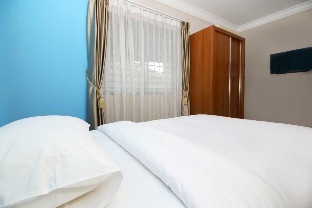Safina Inn Syariah Sekupang Batam Dış mekan fotoğraf